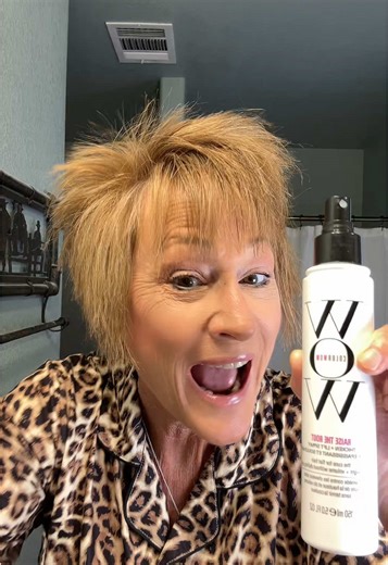 Achieve Stunning Volume with Root Lift Spray