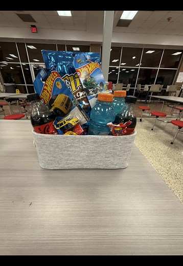 Creative Gift Ideas: Hot Wheels Baskets