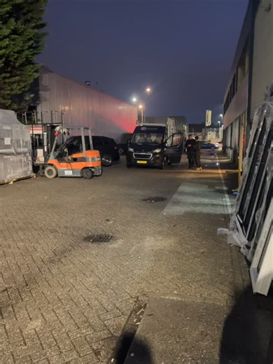 4 Star Windows on Reels