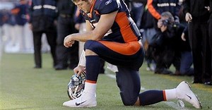 To a Struggling Generation, Christian Tim Tebow Offers 'Purpose' Over Empowerment