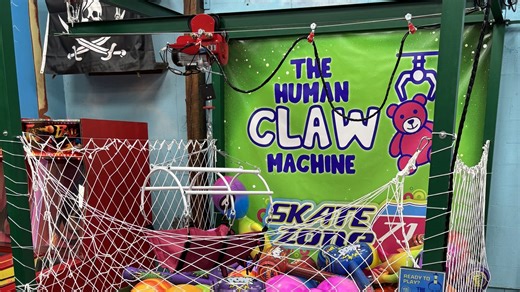 Life-size claw machine to launch at Columbus skating rink
