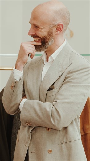 Subdial on Instagram: "Stealthy & Wealthy. Simon and Tim talk about the Rolex Day-Date in white gold being the perfect watch that flies under the radar but makes you feel a million bucks. Much like a bespoke tailored suit. It looks good, feels good, and you know it. Watch the full Episode 002 of My Kind of Watch with Simon Crompton of @permanentstylelondon on our YouTube channel. Link in bio!"