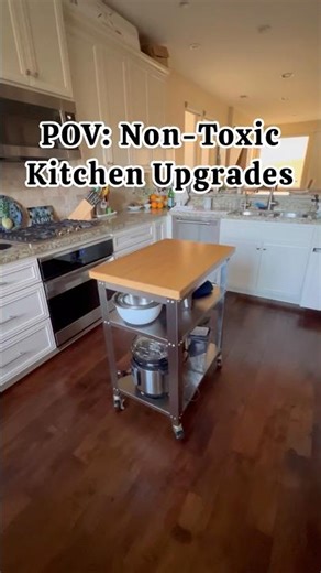 Non-toxic Kitchen Declutter Tips From a Nutritionist