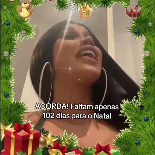Cardi B — versão memorável de Last Christmas