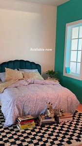 2.8K views | Meet our newest patterns Contour and Flow in Raindrop Blue and Contour and Flow in Toffee, from our newest artist collaboration with Zoe Schlacter. Link in bio to see the full collaboration! | Brooklinen | Facebook