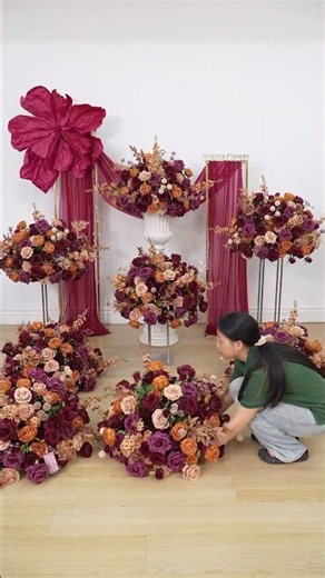 Timeless autumn wedding florals filled with warm moody romance 🍁 #wedding #rose #floralseries