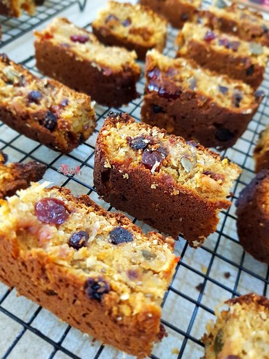 Banting Buttermilk Rusks | Sugar & Spice