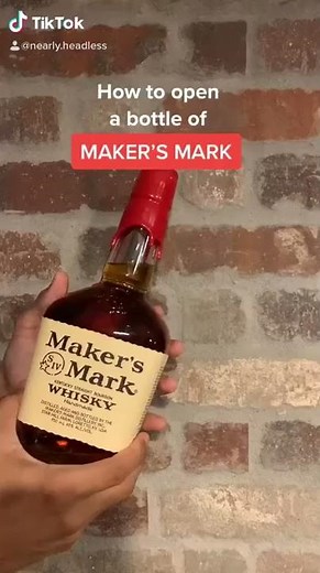 How to open bottle of Maker’s Mark whisky tutorial video