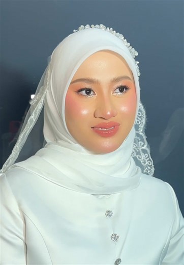 Bridal Makeup for Nikah with White Hijab