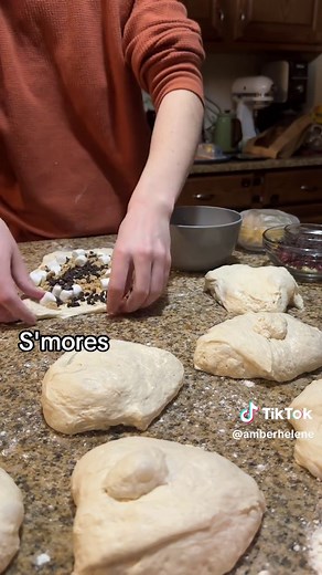 Delicious Mini Sourdough Loaves for Holiday Baking