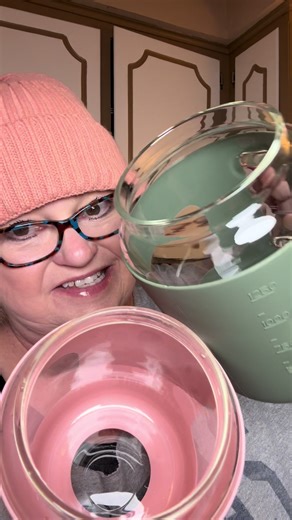 If you’re making iced coffee, tea or water at home, a big glass tumbler just makes it easier. This 50oz cup holds a full drink (and then some), has a bamboo lid with straw, and keeps everything visible so you actually drink what you make. Great for iced coffee, protein shakes, or water when you don’t want constant refills. #icedcoffeecup #glasstumbler #glasswatertumbler #hydrationtips #tiktokshopfinds If you like large tumblers and simple setups, this one’s in the cart.