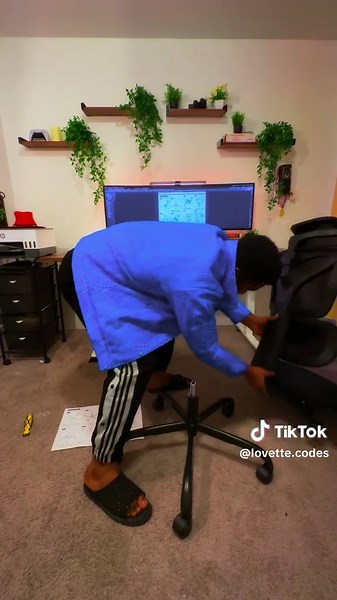 Upgrade Your Workspace with a Sleek Ergonomic Chair