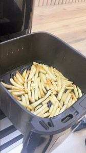 Less oil. More crunch. Maximum wow 😍That’s Bosch Air Fryer CrispMaxx The New Language is Crisp.