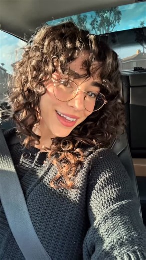 Hall Of Tech on Instagram: "This case really said “I’ll keep your temps low and look good doing it.”😏 5 fans, 360 rad support, GPU airflow built in, the Antec Flux Rear is built like it means business. 🔥 . . . . #halloftech #fyp #techbaddie #Antec #pc #pccase #pcsetup #pcgaming #gamingpc #pcbuild"