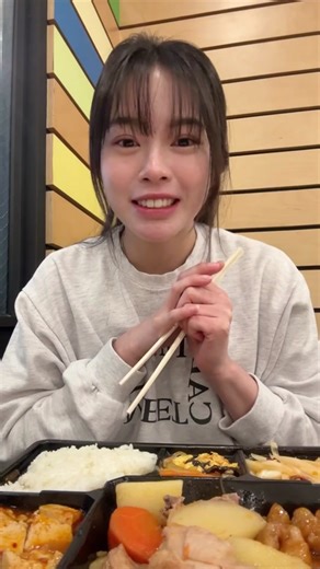 Chinese Lunch Box Mukbang and Food Review