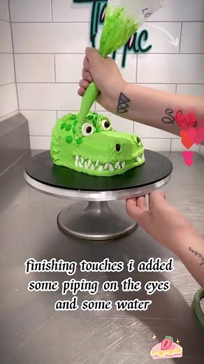 Crocodile Cake Hack: Easy DIY Decoration Ideas