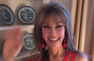 Susan Lucci Is BAAAAACK & Fully Vaccinated