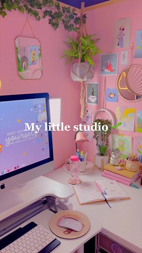 Ahhh why does cleaning feel so nice ✨🌝 why dont i do it more often 🤣 #studio #decor #artstudio #artist #interiordesign #interiorinspo #cottagecore