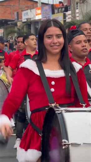 Anahi's Inspiring Journey with Bastoneras