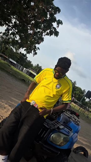 I know y’all have been playing CASA heavy… official visualizer OUT SOON‼️ Keep streaming Casa & Gimme Non-stop, big love!❤️ #senites #sosenor #Casa #newmusic