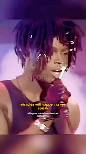 Seal -Crazy. 26, Noviembre, 1990. "Crazy" es un himno poderoso que aborda la necesidad de romper con las normas convencionales para encontrar la verdadera libertad y sobrevivir en un mundo a menudo restrictivo y monótono. La letra invita a tomar riesgos y a desafiar el status quo, sugiriendo que solo aquellos que se atreven a 'volverse un poco locos' pueden realmente experimentar la vida en su máxima expresión. #seal #crazy #crazyseal #nostalgia90s #paddingtonlondres #pop #soul #jazz #90smusic #