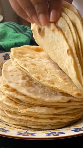 25 tortillas from 3 cups of flour! 😉#tacos #recipe #easyrecipe