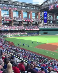 591K views · 5K reactions | The Texas Rangers are the first team in the U.S. to re-open their stadium at 100% capacity since the pandemic began. This is the scene right now for Opening Day. 40,000 people are in the building. [via _DTXMichael/TW] | Complex | Facebook