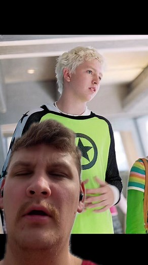 Nicholas Braun: From Sky High to Succession