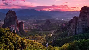 New Version of Lightroom Mobile Adds Raw Capabilities, Local Adjustments, and More