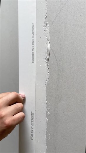 Trim-Tex Drywall on Instagram: "What sets these drywall corner beads apart? 🤔 It’s simple — Mud Lock Technology is the built-in advantage you can see in action. 😎 Explore the Fast Edge line of beads on Trim-Tex.com 🛠 Fast Edge corner beads are built to perform—with patented Mud Lock Technology that delivers superior bonding strength. 🙌 Each bead features a series of tiny hooks that grip into the compound for a secure, lasting hold. No cracks. No compromises. 🔥 #trimtex #drywall #drywallfini