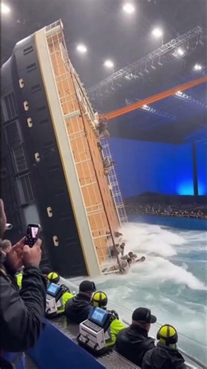 Titanic “Aftermath in the Water” BTS – Silent Tragedy Scene 🌌🌊 #shorts #titanic #bts