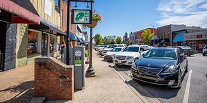 New businesses popping up in downtown Auburn, including Lululemon, Stacks and more