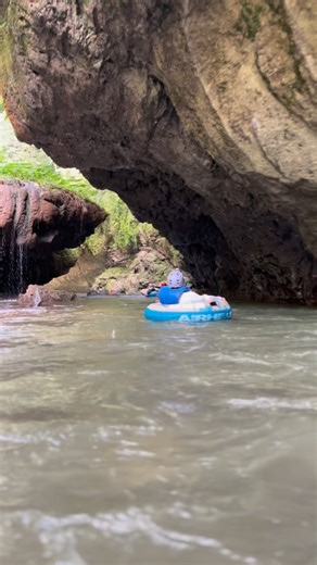 Río Tanamá entre Utuado y Arecibo. Uno de los lugares más impresionantes en todo el planeta. #puertorico #adventure #nature #cavetubing | Puerto Rico Westside Adventures