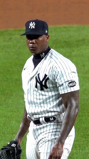 Aroldis Chapman: MLB Pitcher Unleashes 101 MPH Fastball