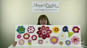 Poinsettia - Free Crochet Pattern