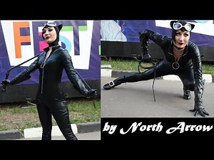 DC Comics - Catwoman / Selina Kyle Cosplay by North Arrow