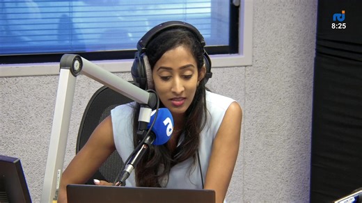 Retrouvez vos émissions en live et plongez au cœur de l’actualité, des débats et des échanges qui font vibrer la Guadeloupe et la Caraïbe. Invités, interviews, analyses, discussions, musique, témoignages… des rendez-vous vivants et interactifs pour rester connectés à ce qui compte. Suivez vos émissions en radio et en vidéo, et participez avec nous en direct sur RCI Guadeloupe. RCI, c’est la vie #RCIGuadeloupe #LiveRCI #EnDirect #Radio #Caraibe #Guadeloupe #InfoLocale #EmissionLive #RCI | RCI Gua