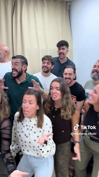 Versión del coro de 'Mi nombre' - Apoyo a Leire Martínez