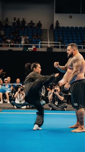 The lady’s strength lives up to her reputation #taichi #wrestling #wushufight #kungfu #crazy