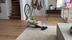 Dad secretly records little boy's escape from the baby bouncer