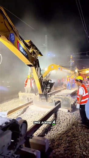 China’s 8 Hour Engineering Miracle 1,500 Workers in Action