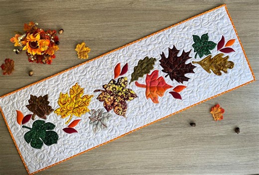 Quilted Thanksgiving Table Runner: Autumn Leaves, Pumpkins, Acorns (46"x16") - Etsy