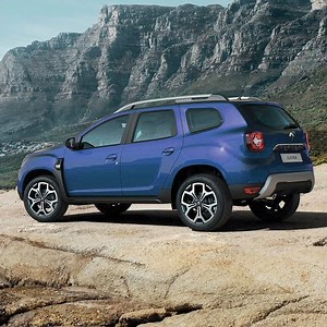 The Renault Duster, equipped with MultiView Camera, Blindspot Detection and Hill Descent Control, is ready to tackle any terrain. | Motus Renault