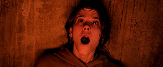 Smile movie review & film summary (2023) | Roger Ebert