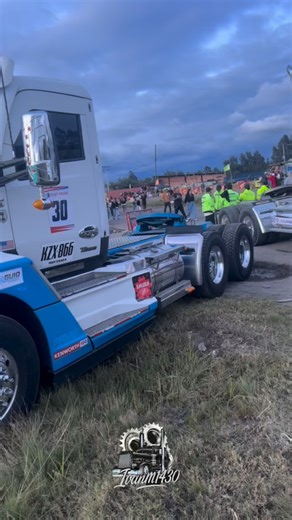 @guio.reprograming @henry.guio #kenworthdelamontaña #x15 #cummins #gigantesdecarga #ubaté #poderamericano #nextgen #colombia🇨🇴 #casainglesa #dieselpower #alcorte | Hormotor
