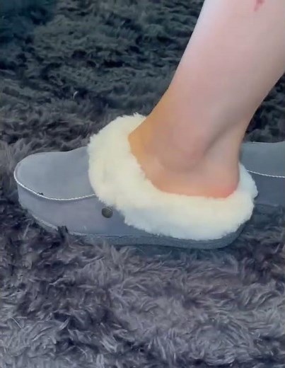 OMG! Look At These Memory Foam Slippers! SO Cozy & Warm! Would You Like A Pair?