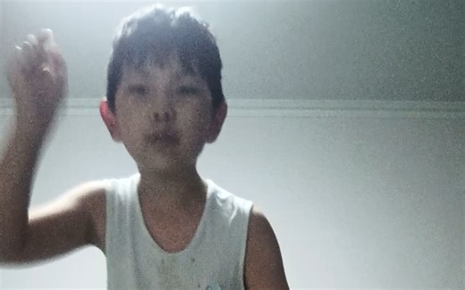 明天再更，准时下午一点，粉丝破十，发一期不管你们，说什么条件我都安排的读评论，我会先出一期啊，让大家说评论，然后我再读，有什么想法尽管说，我保证完成能办的办