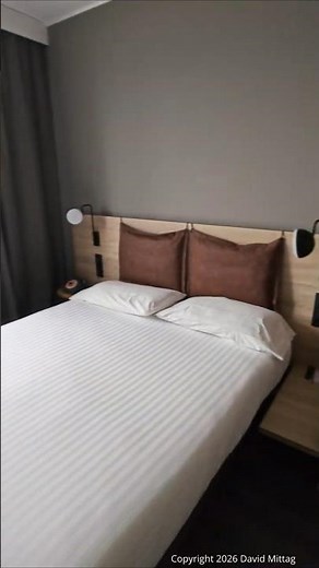 Room Tour - Moxy Sleeper Corner Queen Room 302 - Moxy Verona, Italy - #shorts
