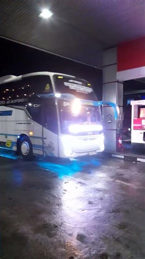 ascella #basuri #busmania #mobilbasuri #mhntrans #buspariwisata #telolet #busbasuri #basuriv5