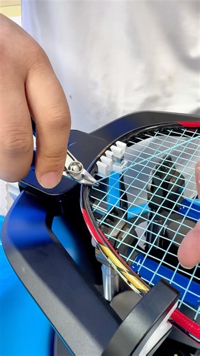 Why Need a Professional Badminton Stringer?This Machine Works Wonders!#badminton #shorts #stringing
